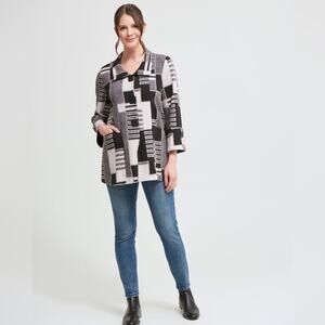 Joseph Ribkoff Geometric Jacquard Black - White Coat Size 6 US
